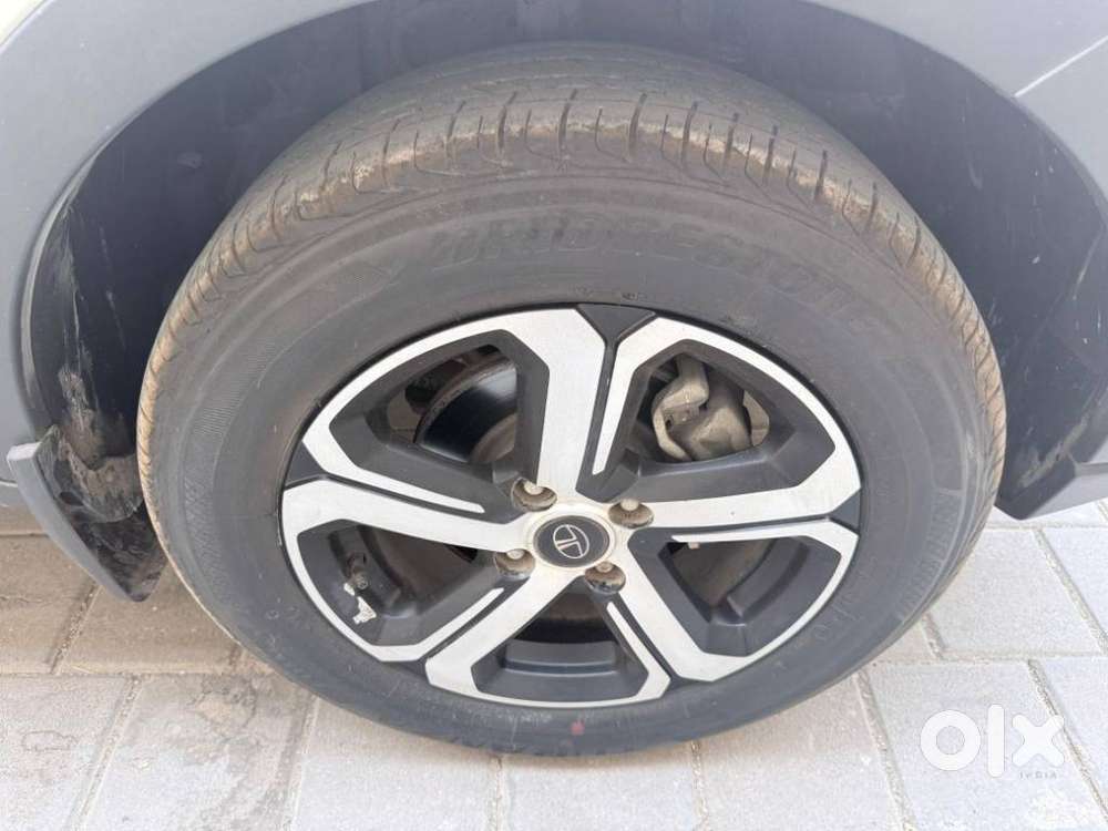 Tata Nexon Amt Xza Plus, 2023, Petrol