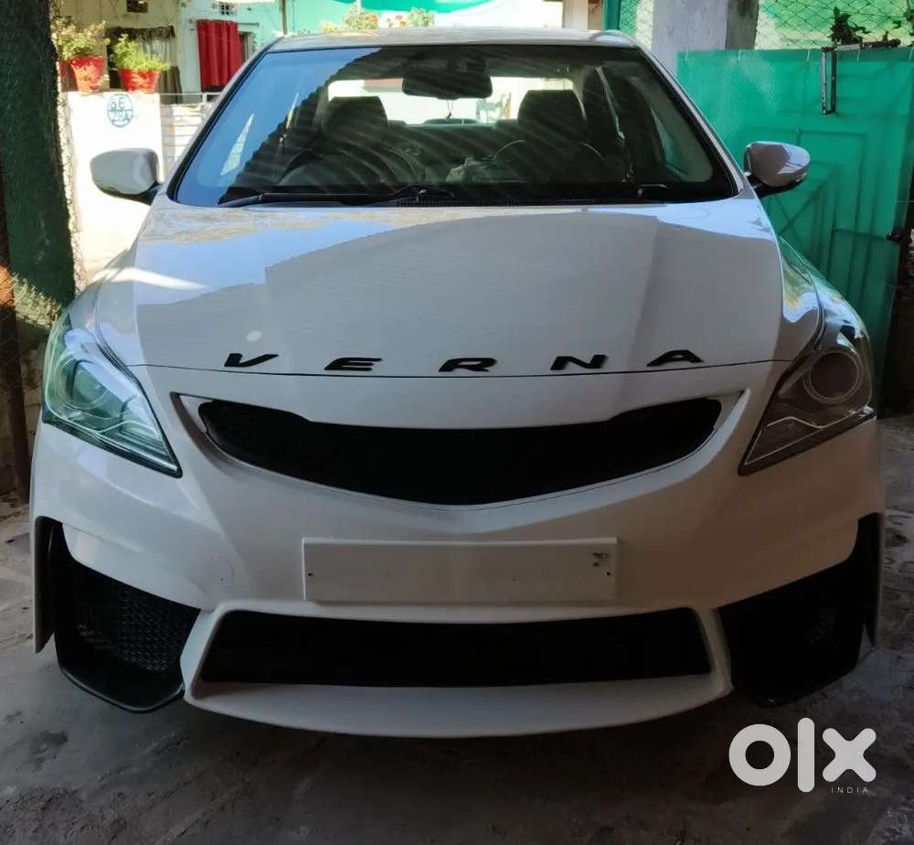 Hyundai Verna, New Condition Pe H, Car Ghhar Pe Khadi Hi Hai