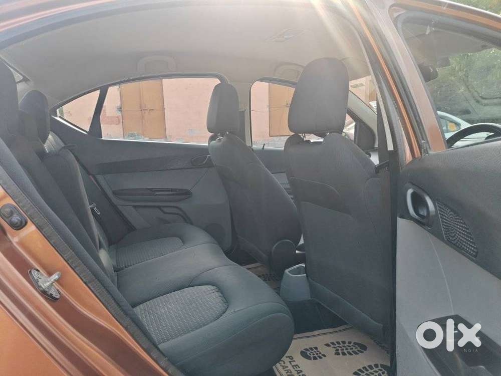 Tata Tigor 1.2 Revotron Xt, 2017
