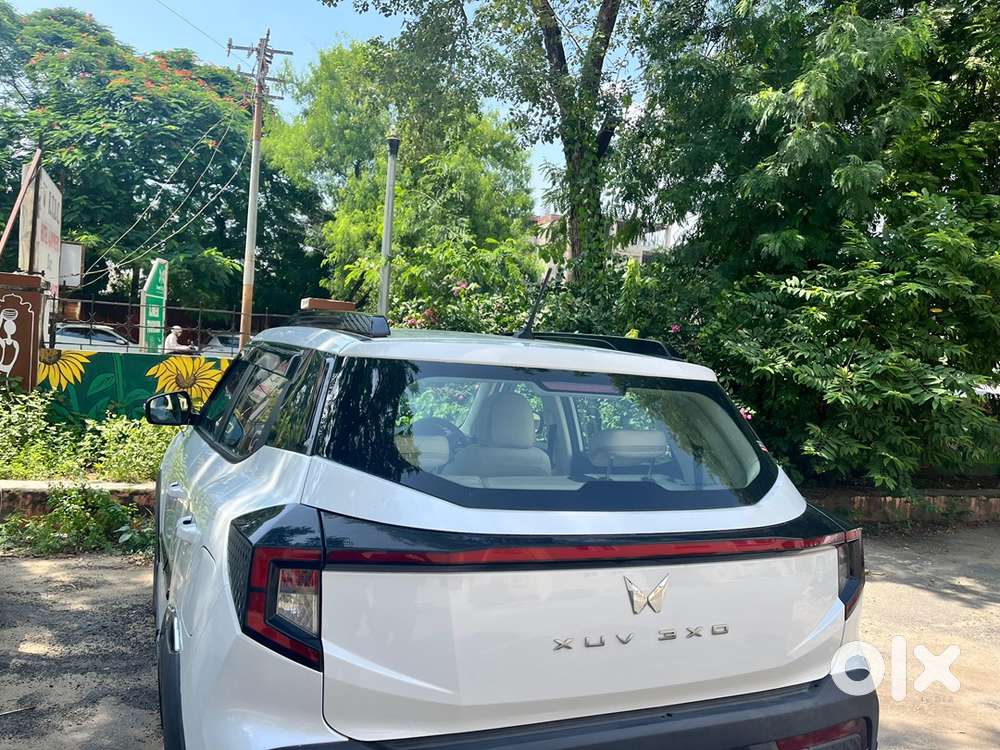 Mahindra Xuv 3xo 2024 Petrol Automatic