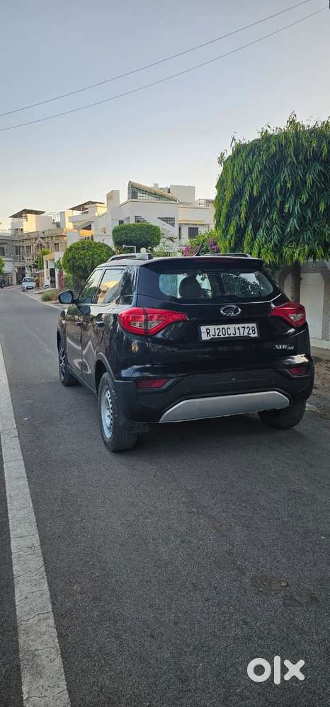 Mahindra Xuv300 Turbosport W4, 2022, Petrol