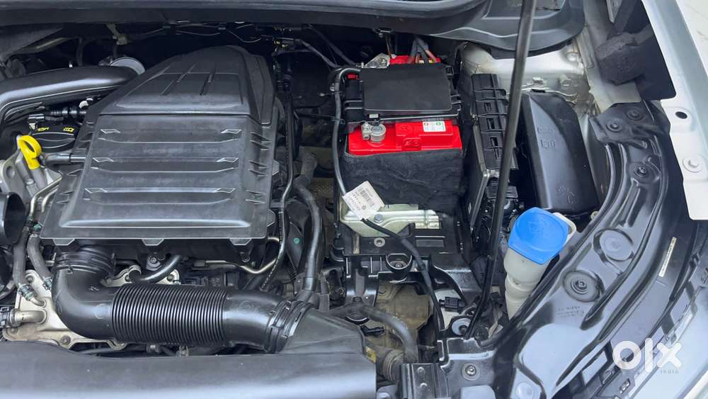 Volkswagen Taigun Topline 1.0 Tsi At (electric Seats), 2022, Petrol