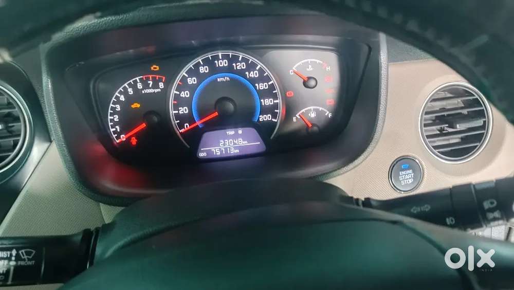 Hyundai Grand I10 2015 Petrol 75000 Km Driven