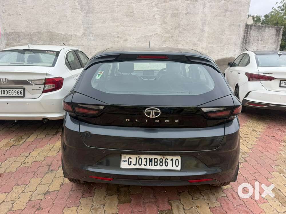 Tata Altoz Petrol 2021