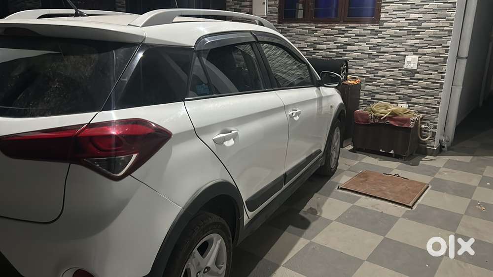 Hyundai I20 Active 2018 Petrol 72 Km Driven