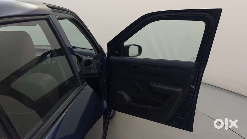 Maruti Suzuki Swift Dzire 1.2 Lxi Bsiv, 2012, Petrol