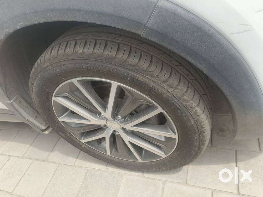 Hyundai Tucson 2.0 Dual Vtvt 2wd At Gl Opt, 2017, Petrol