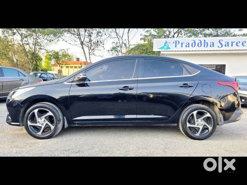 Hyundai Verna, 2023, Petrol