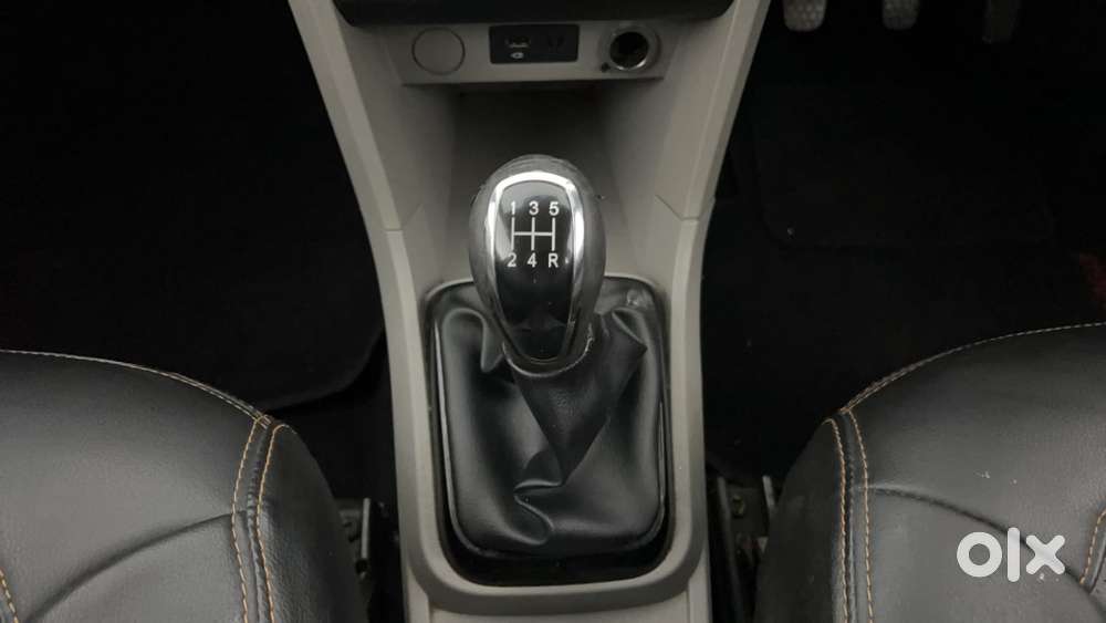 Tata Tiago 1.2 Revotron Xz Plus Dual Tone, 2019, Petrol