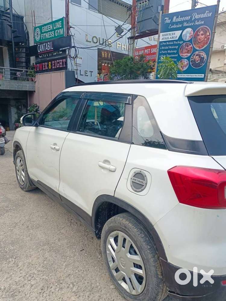 Maruti Suzuki Brezza 1.5 Vxi Smart Hybrid, 2022, Petrol