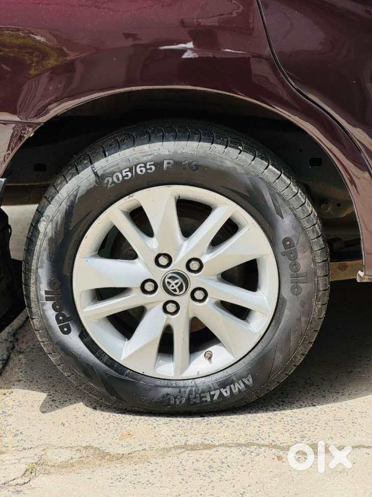 Toyota Innova Crysta 2.4 G Mt 8s, 2018, Diesel