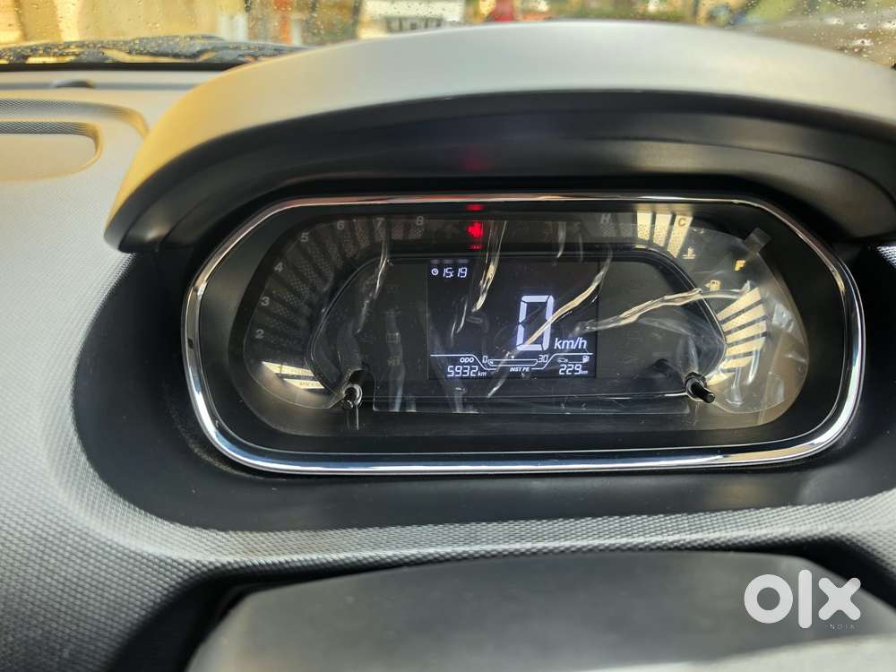 Tata Tiago 1.2 Revotron Xm, 2024, Petrol