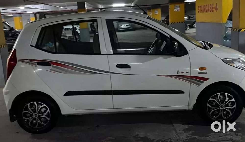 Excellent Hyundai. I 10, Era 2013 Model Only 16000 Kms., Run 1st Owner