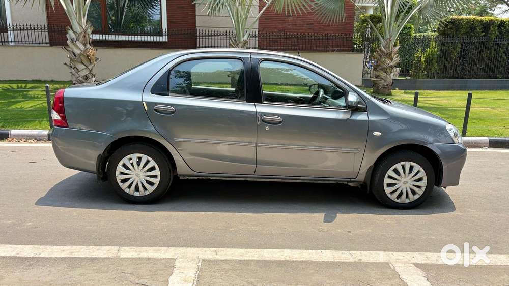 Toyota Etios G Exclusive, 2013, Petrol