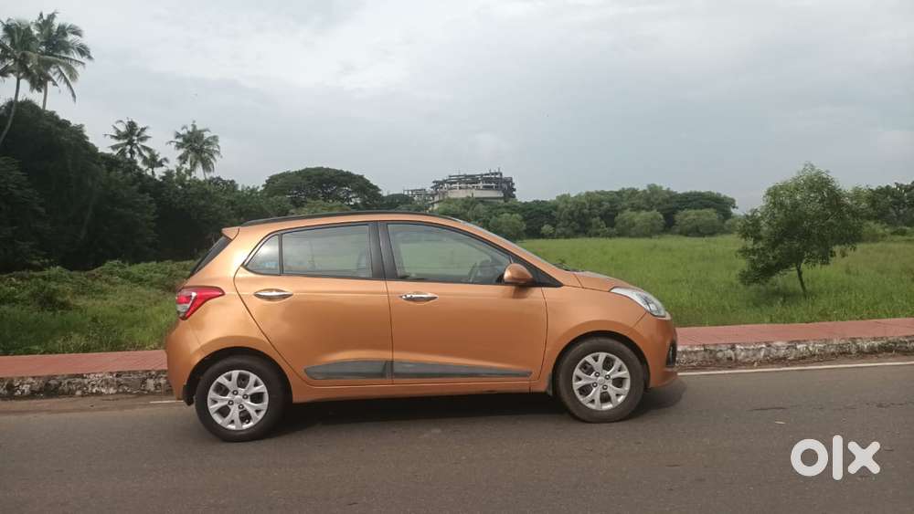 Hyundai Grand I10 2016-2017 Asta Option At, 2014, Petrol