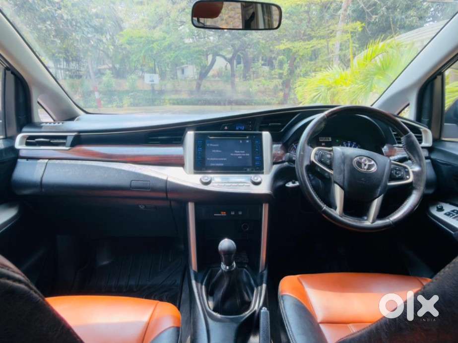 Toyota Innova Crysta 2.4 V 8 Str, 2018, Diesel