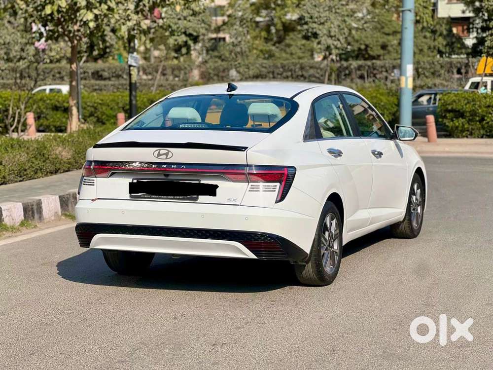 Hyundai Verna 1.5 Sx (o) Ivt, 2023, Petrol