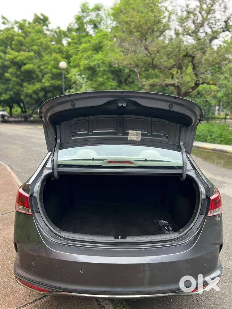 Hyundai Verna 1.5 Sx (o) Ivt, 2020, Petrol