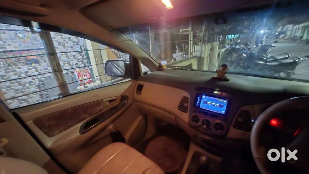 Toyota Innova 2.5 7-seater 2009
