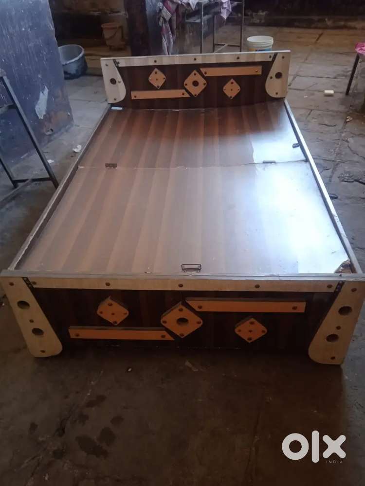 Bed or palang bechana he size 4x6
