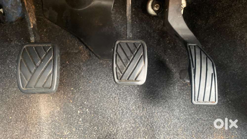 Maruti Suzuki Swift Lxi, 2015, Petrol
