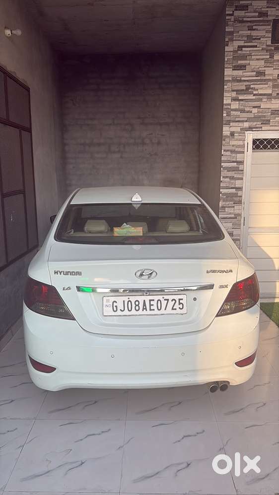 Hyundai Fluidic Verna 2012 Car