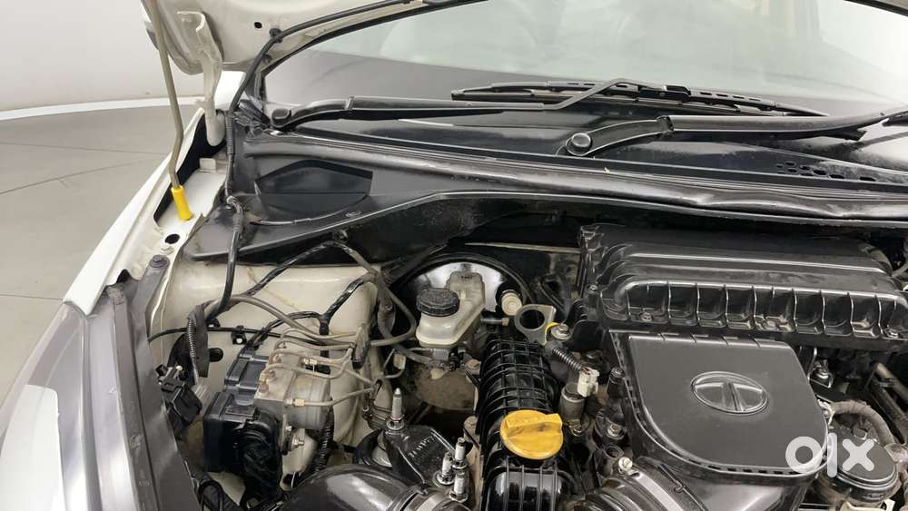 Tata Tiago 1.2 Revotron Xz Plus Dual Tone, 2019, Petrol