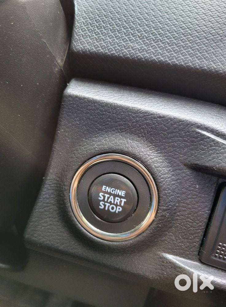 Maruti Suzuki Brezza 1.5 Vxi Smart Hybrid, 2021, Petrol