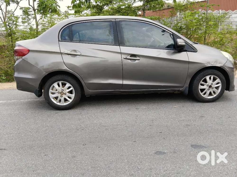 Honda Amaze 1.5 V 2013
