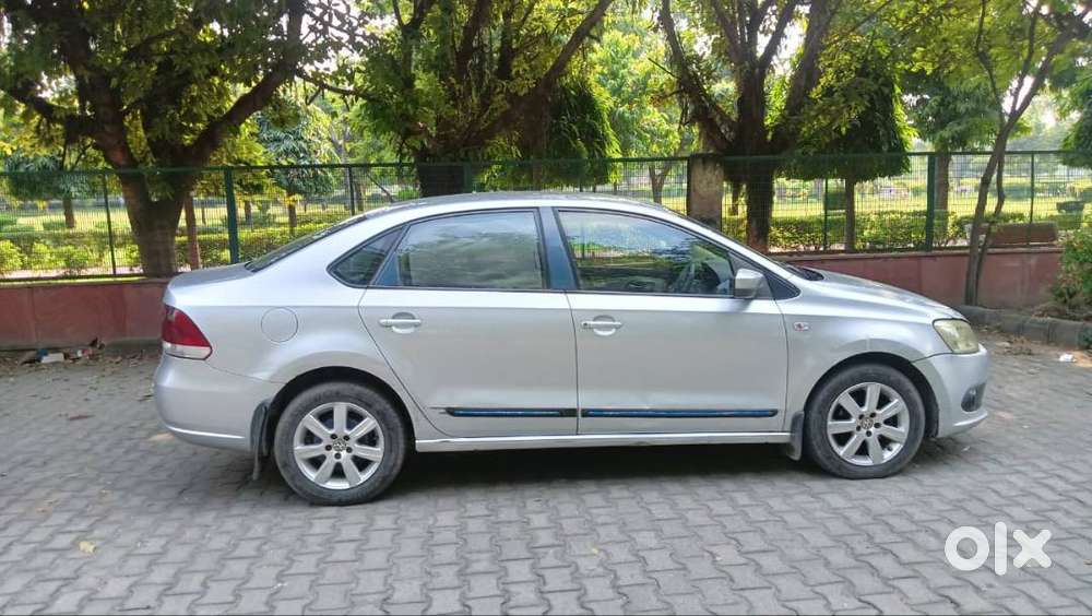 Volkswagen Vento Highline 1.6l Petrol Automatic In Good Condition For
