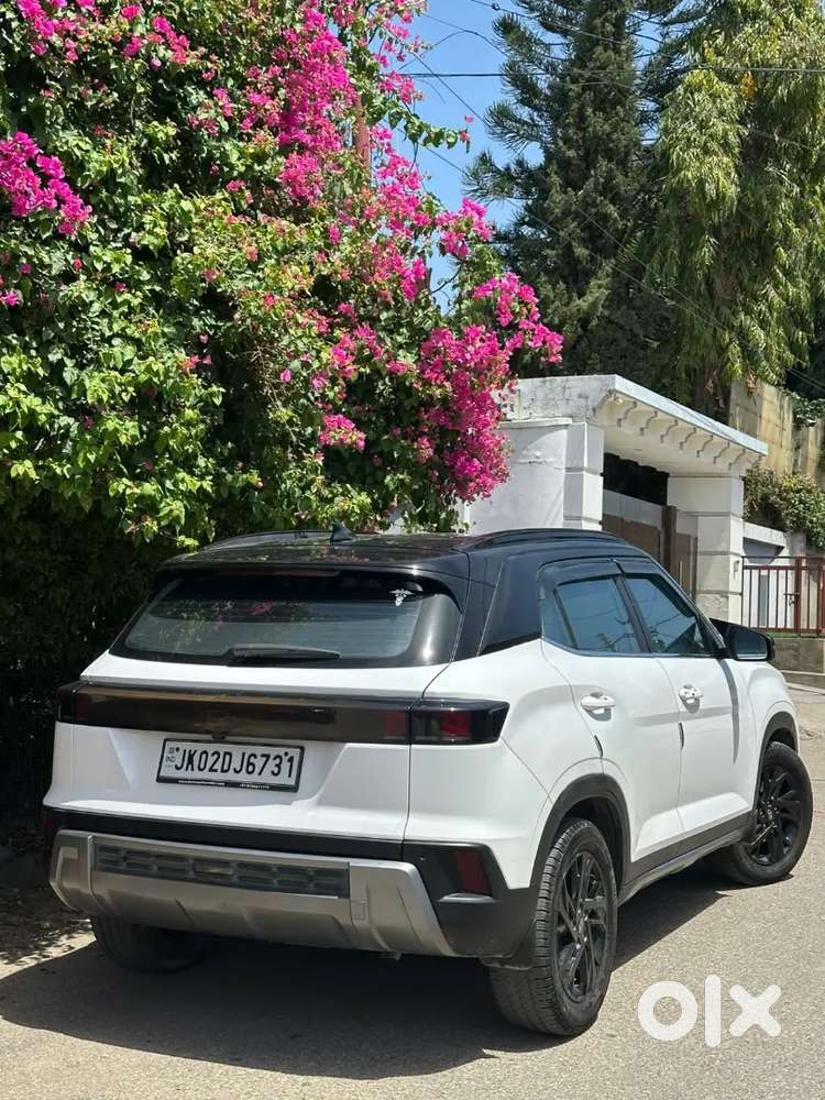 (s) Option White Color All Good Doctor Driven Car