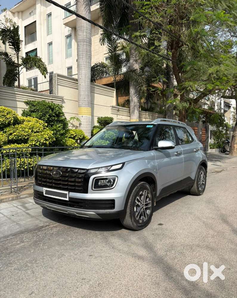 Hyundai Venue 1.0 Sx (o) Turbo Dct, 2023, Petrol