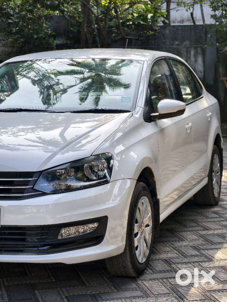 Volkswagen Vento Sport 1.2 Tsi At, 2016, Petrol