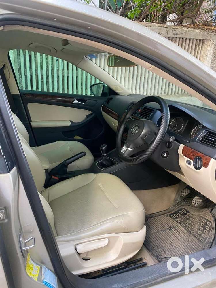 Volkswagen Jetta 2014 Petrol Well Maintained