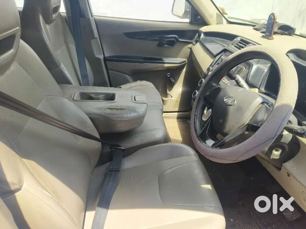 Mahindra Kuv100 Nxt 2016 Petrol 90000 Km Driven