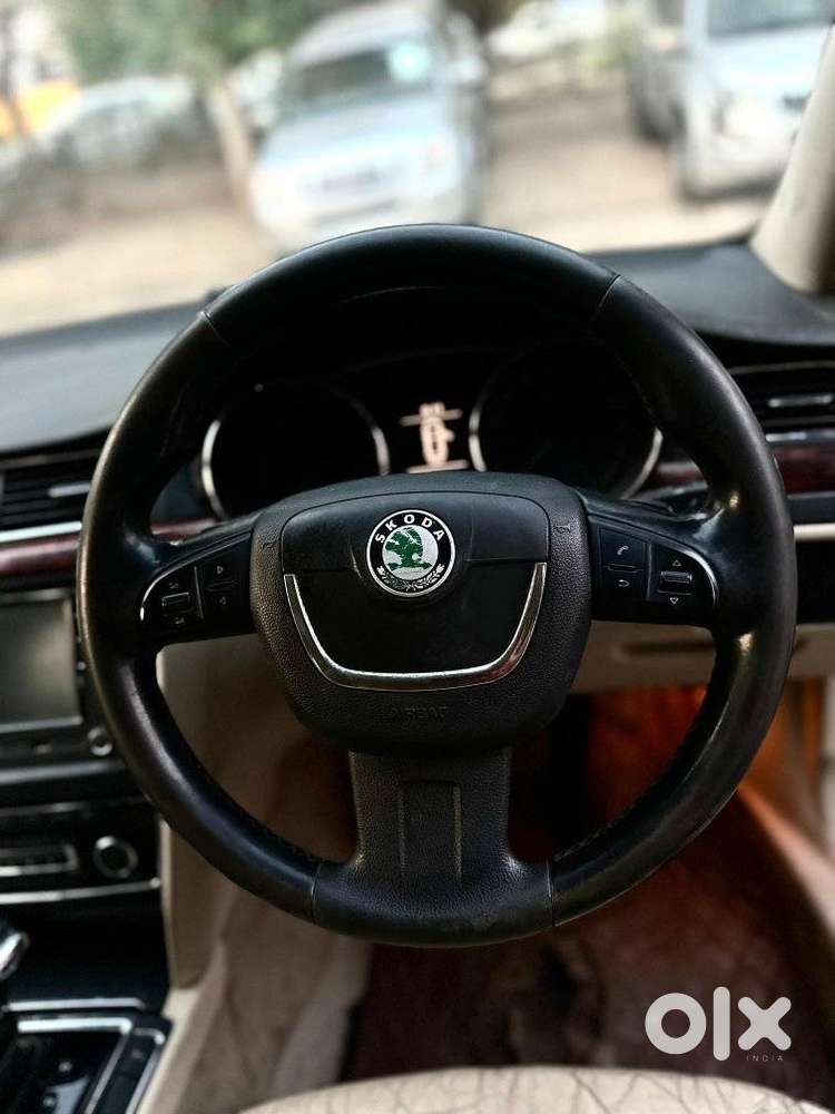 Skoda Superb 1.8 Elegance Tsi At, 2011, Petrol