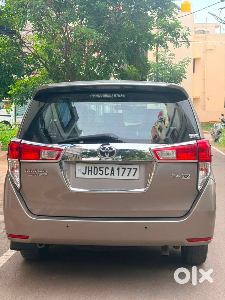 Toyota Innova Crysta 2018 Diesel Manual