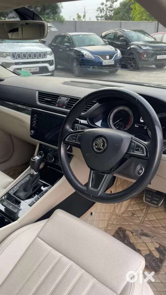 Skoda Superb 2.0 L&k Tsi At, 2020, Petrol