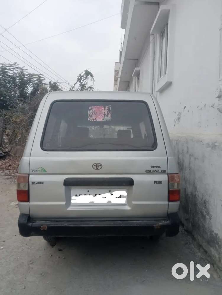 Toyota Qualis 2004 Diesel 168000 Km Driven All Pepper Valid