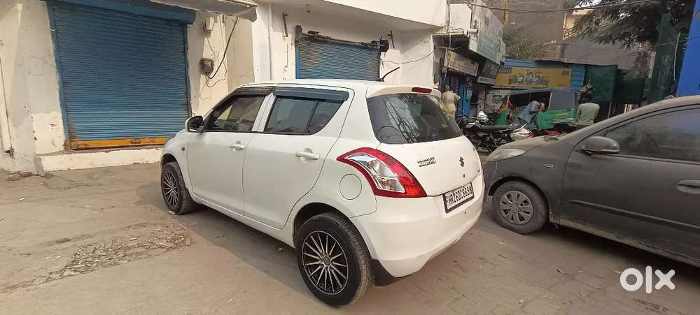 Maruti Suzuki Swift 2017 Cng & Hybrids Well Maintained