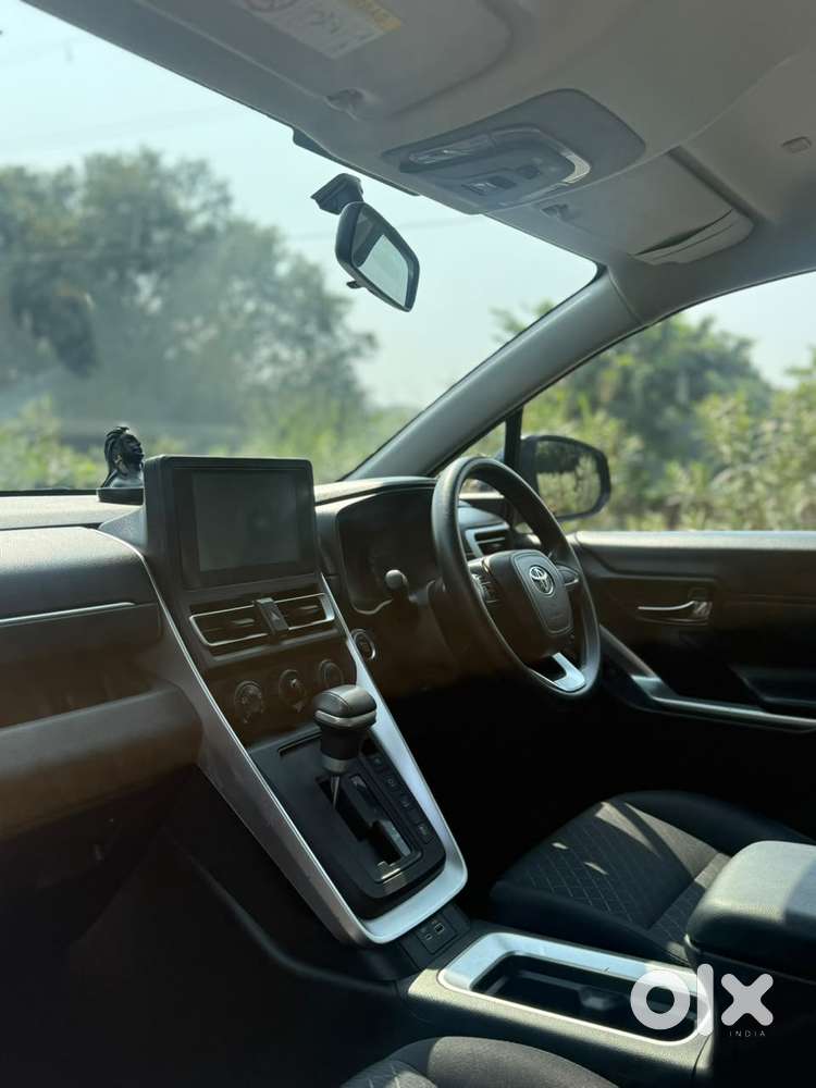 Toyota Innova Hycross 2.0 Gx 7 Str, 2024, Petrol