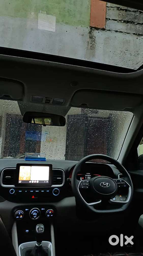 Hyundai Venue 2023 Diesel Sx 22200 Km Driven