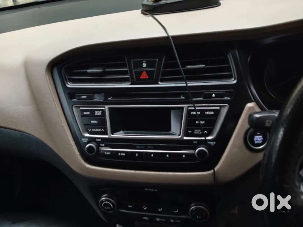 Hyundai New I20 2015 Diesel 125000 Km Driven