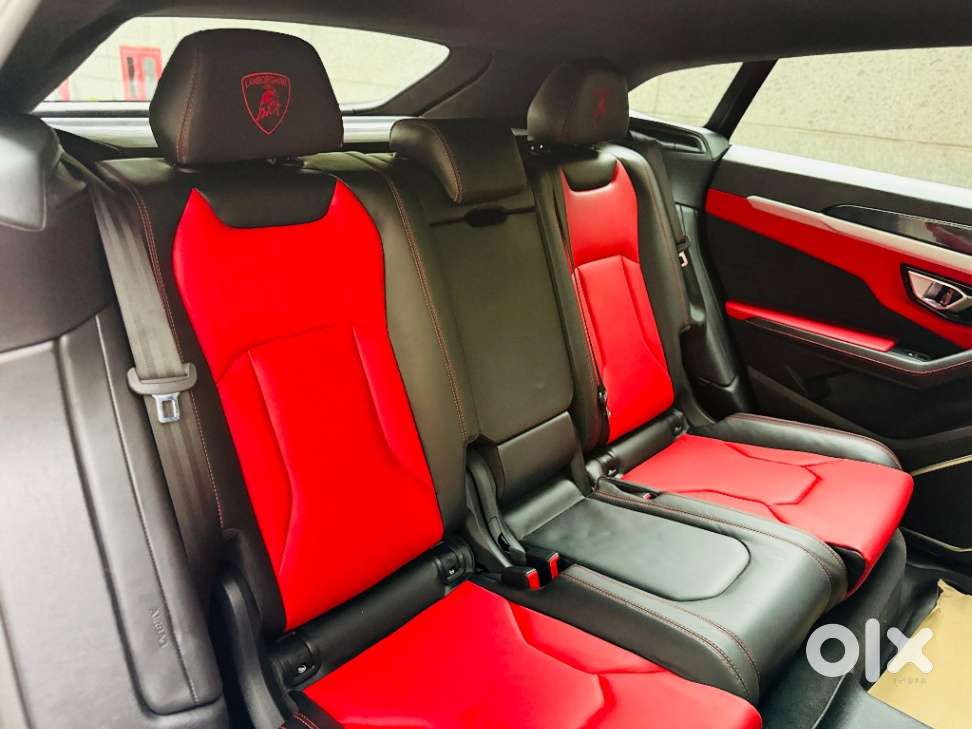 Lamborghini Urus V8, 2021, Petrol