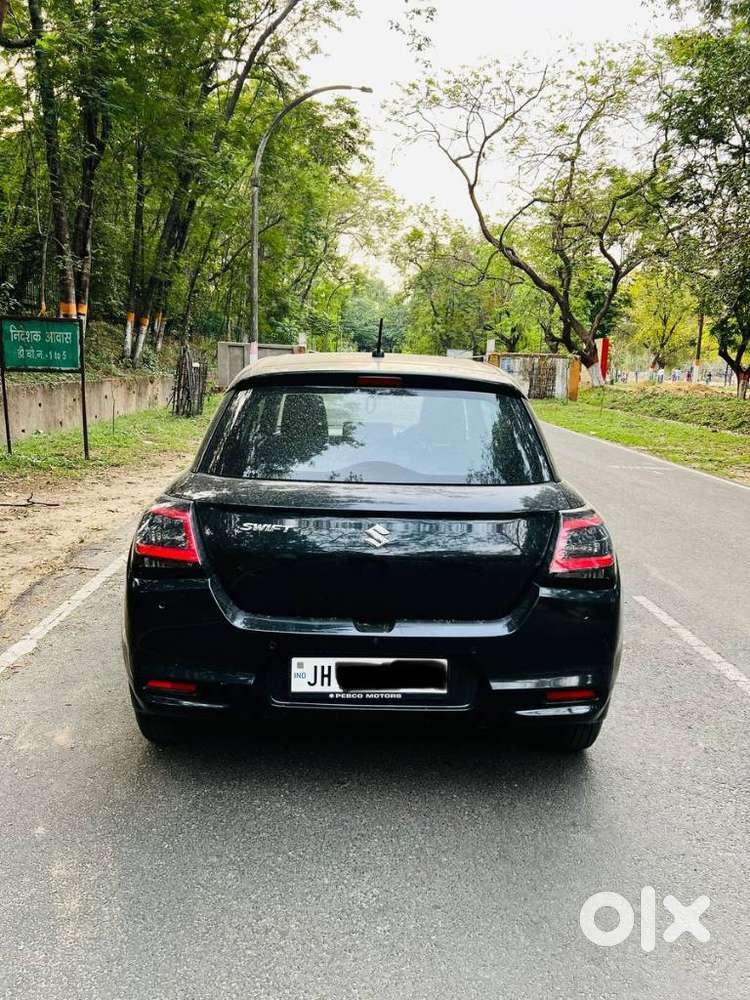 Maruti Suzuki Swift Vxi Optional, 2025, Petrol
