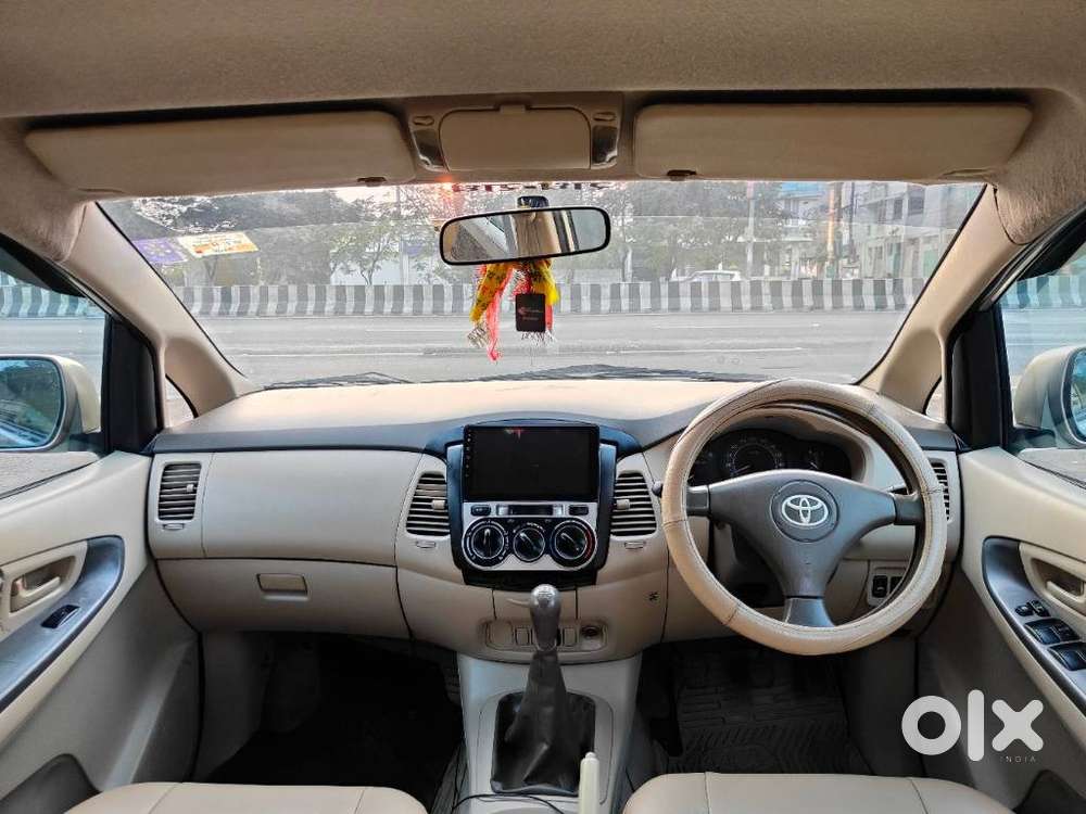 Toyota Innova 2004-2011 2.5 G4 Diesel 8-seater, 2007, Diesel