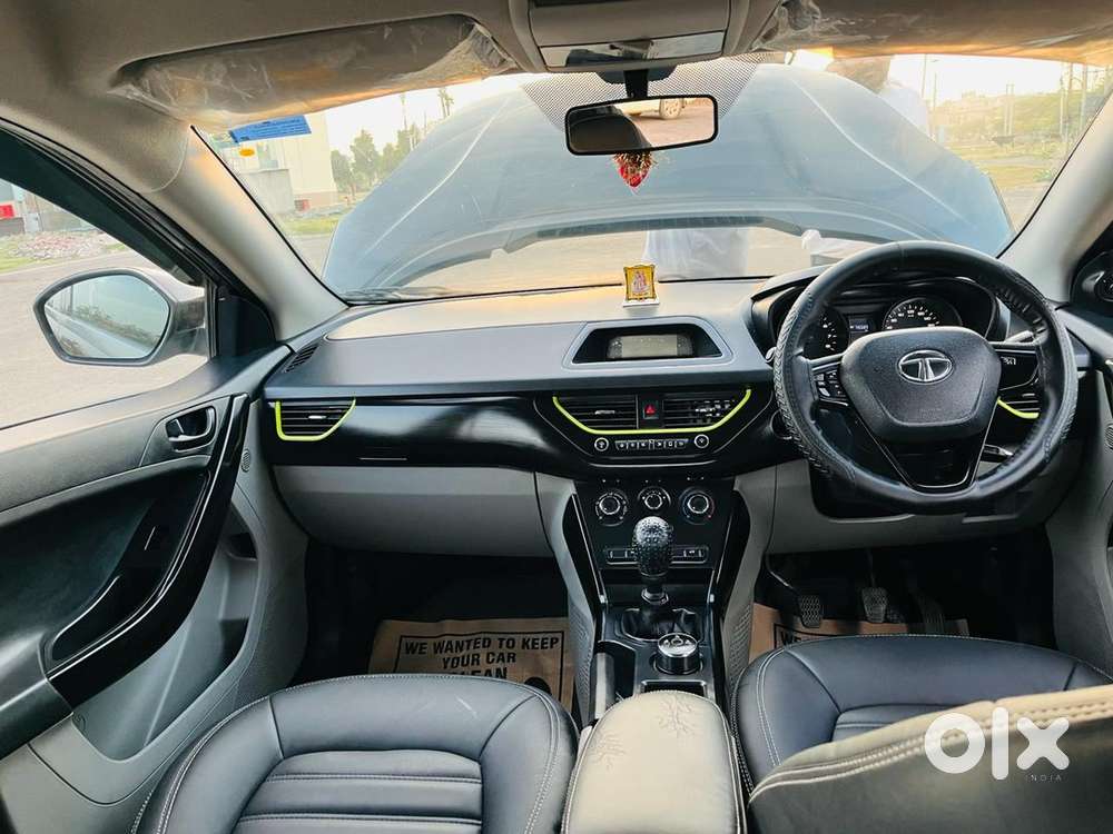 Tata Nexon Petrol Manual 2018