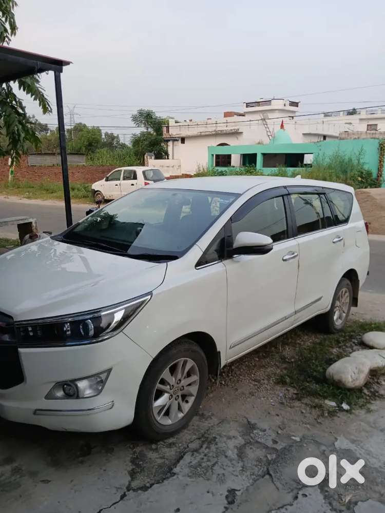 Toyota Innova Crysta 2019
