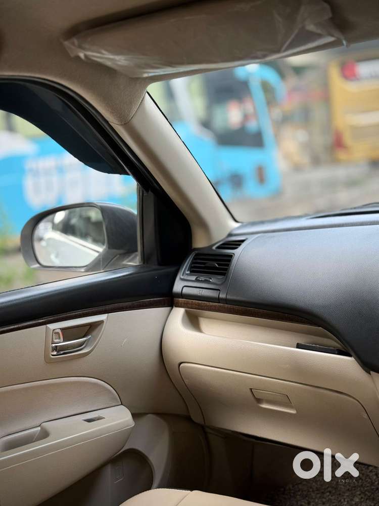 Maruti Suzuki Swift Dzire Vdi, 2015, Diesel