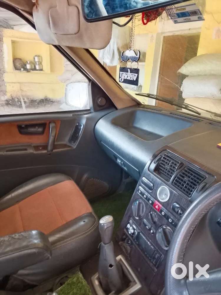 Tata Safari 2010 Diesel 70000 Km Driven